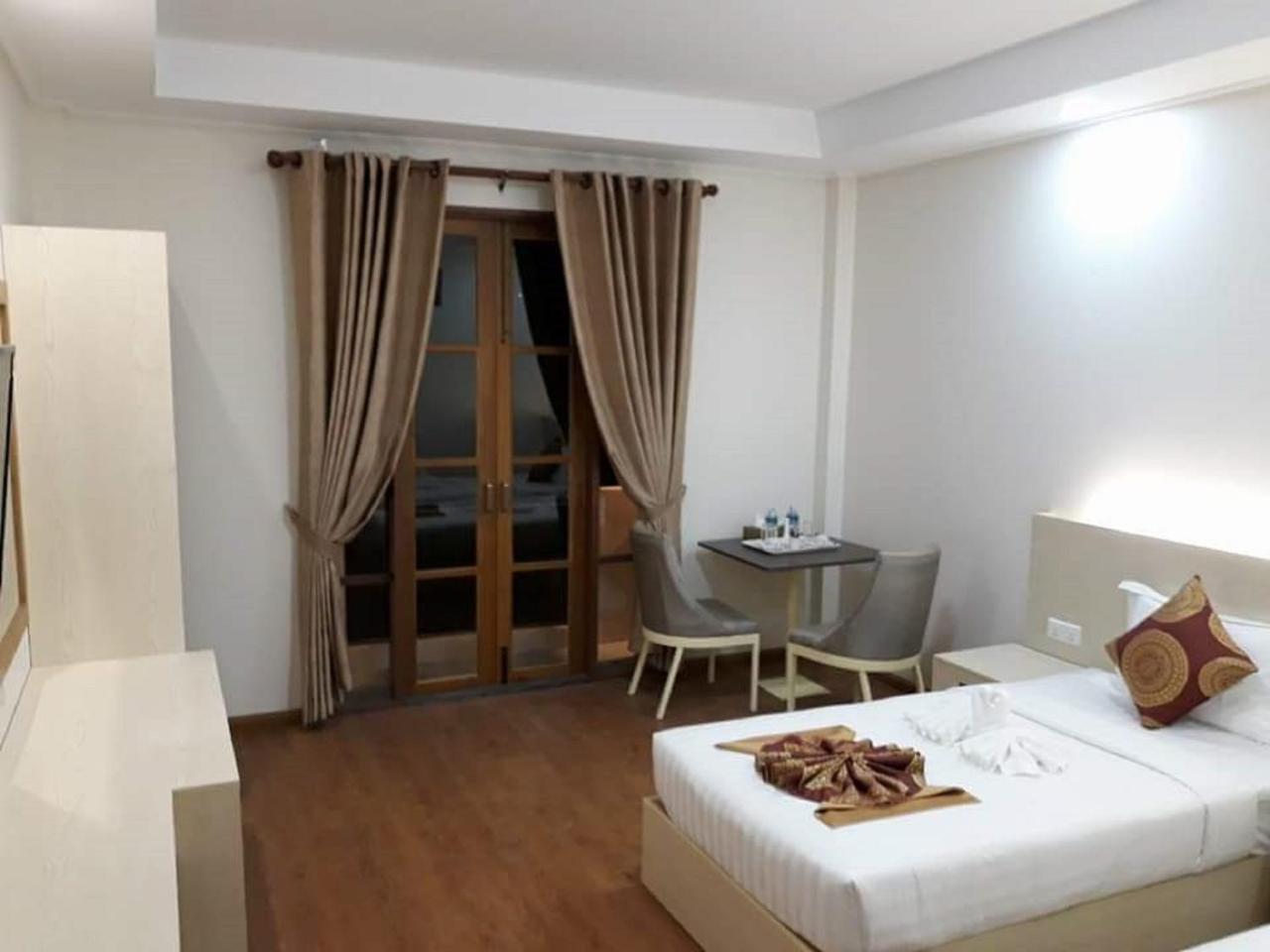 Hotel Mya Yar Pin Калау Екстериор снимка